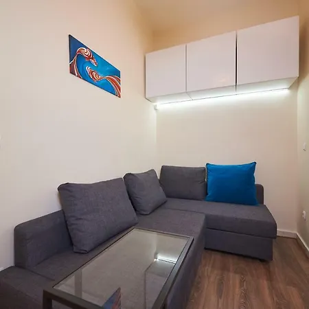 Nina Apartment *